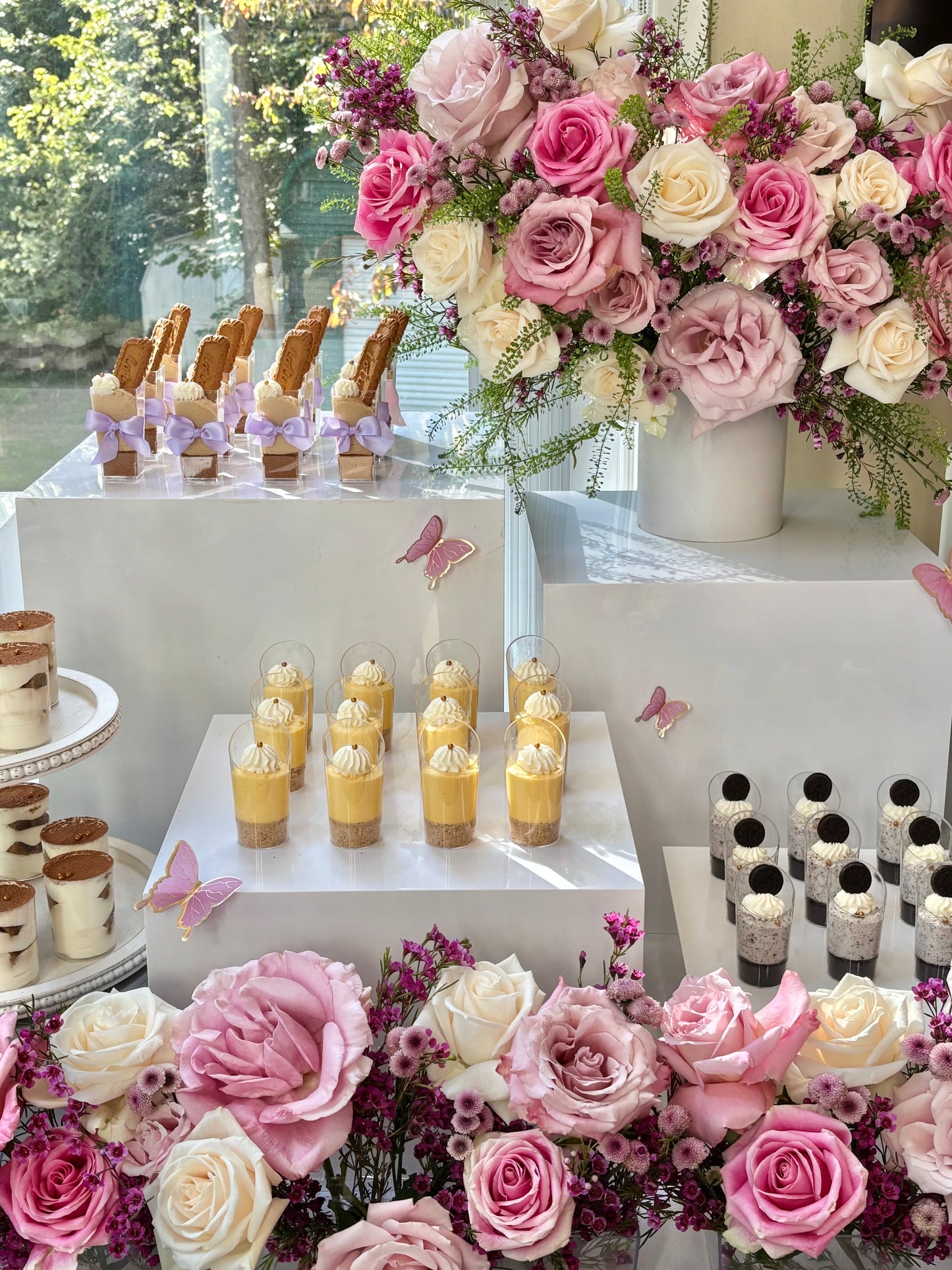 The White Classy Set - 8 Pieces